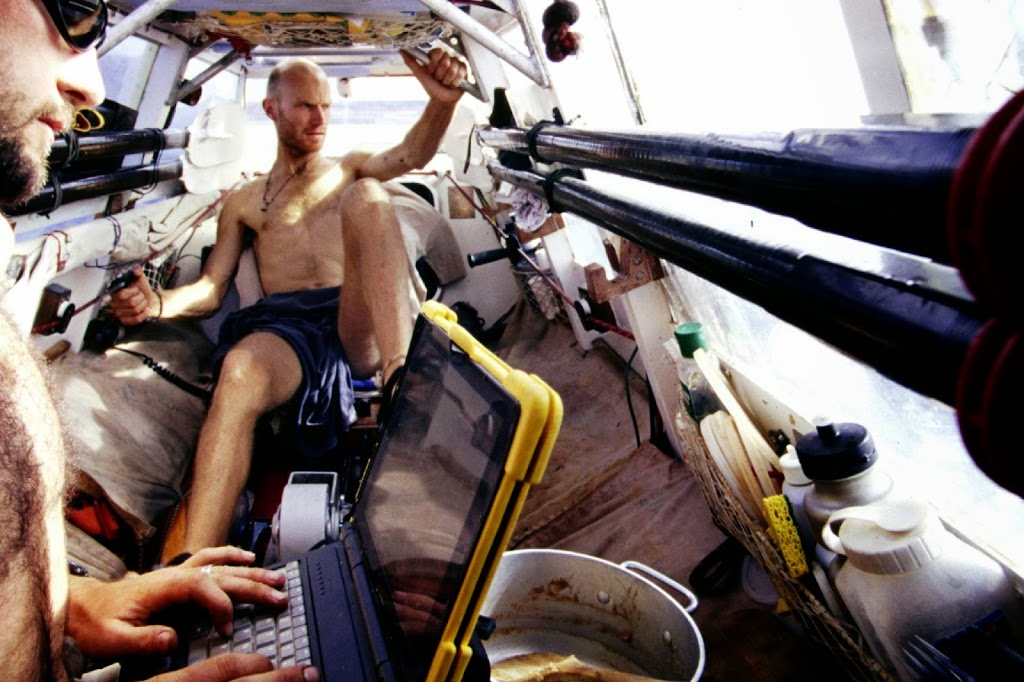 J&L inician la travesía hacia Hawaii.